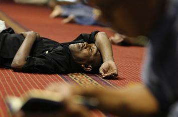 Hadis Palsu Ramadhan V: Tidurnya Orang Berpuasa adalah Ibadah